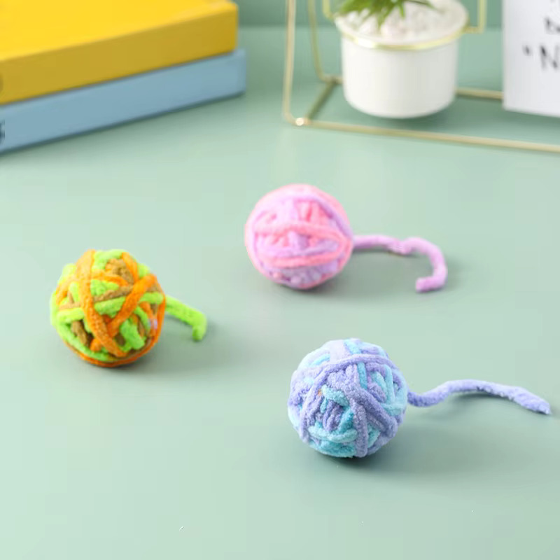 Wild Catz Roll About Cotton Cat Toy Multicolors - 5.5cm - 1pc