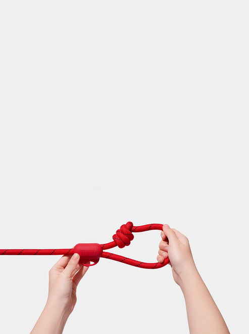 VETRESKA Connect Hands-Free Rope Leash for Pets (Strawberry)