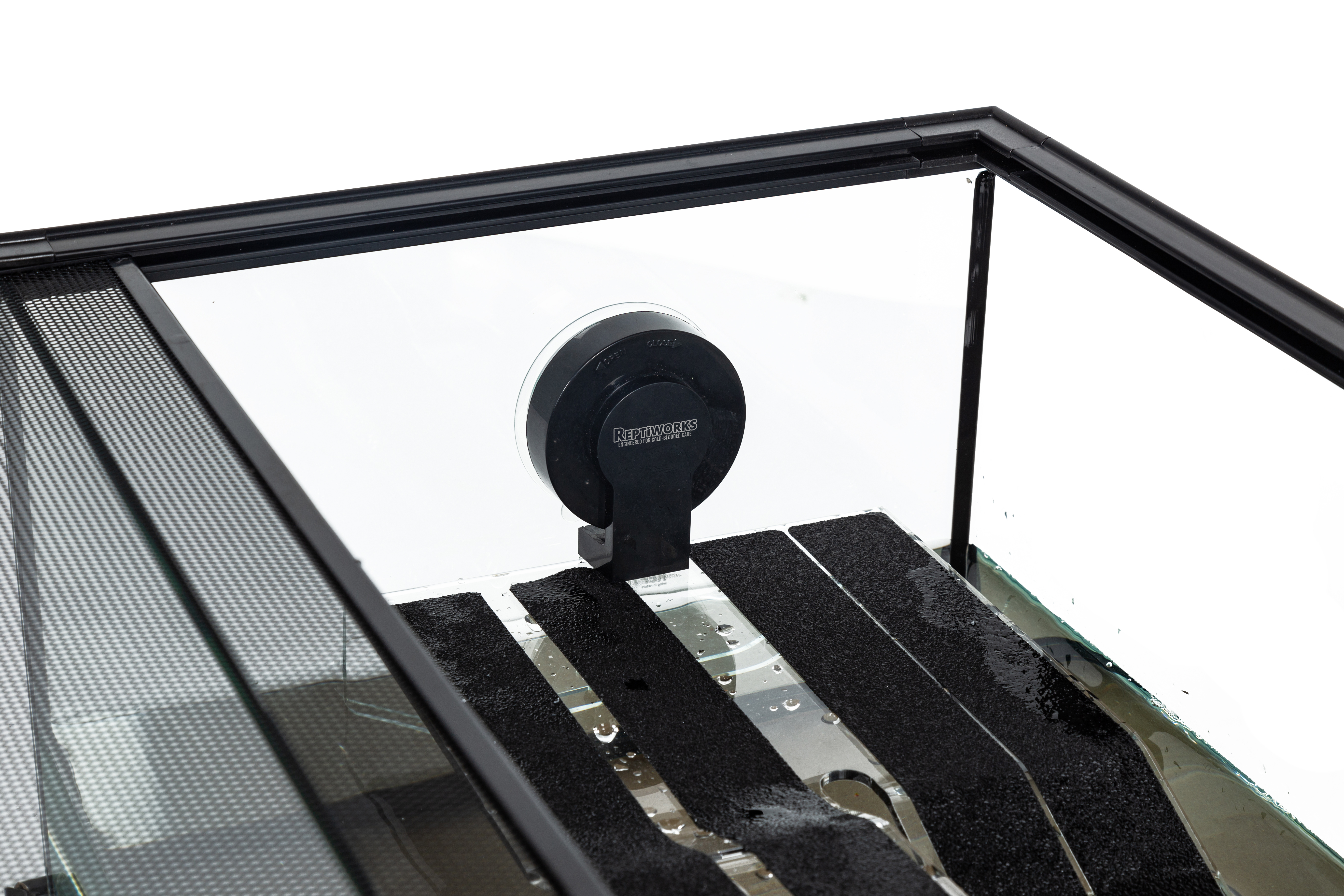 ReptiWorks Turtle Starter Kit1. Ak08B 50.8*30.5*25.4Cm 1Pc2.Turtle Ramp-Tb05M 1Pc