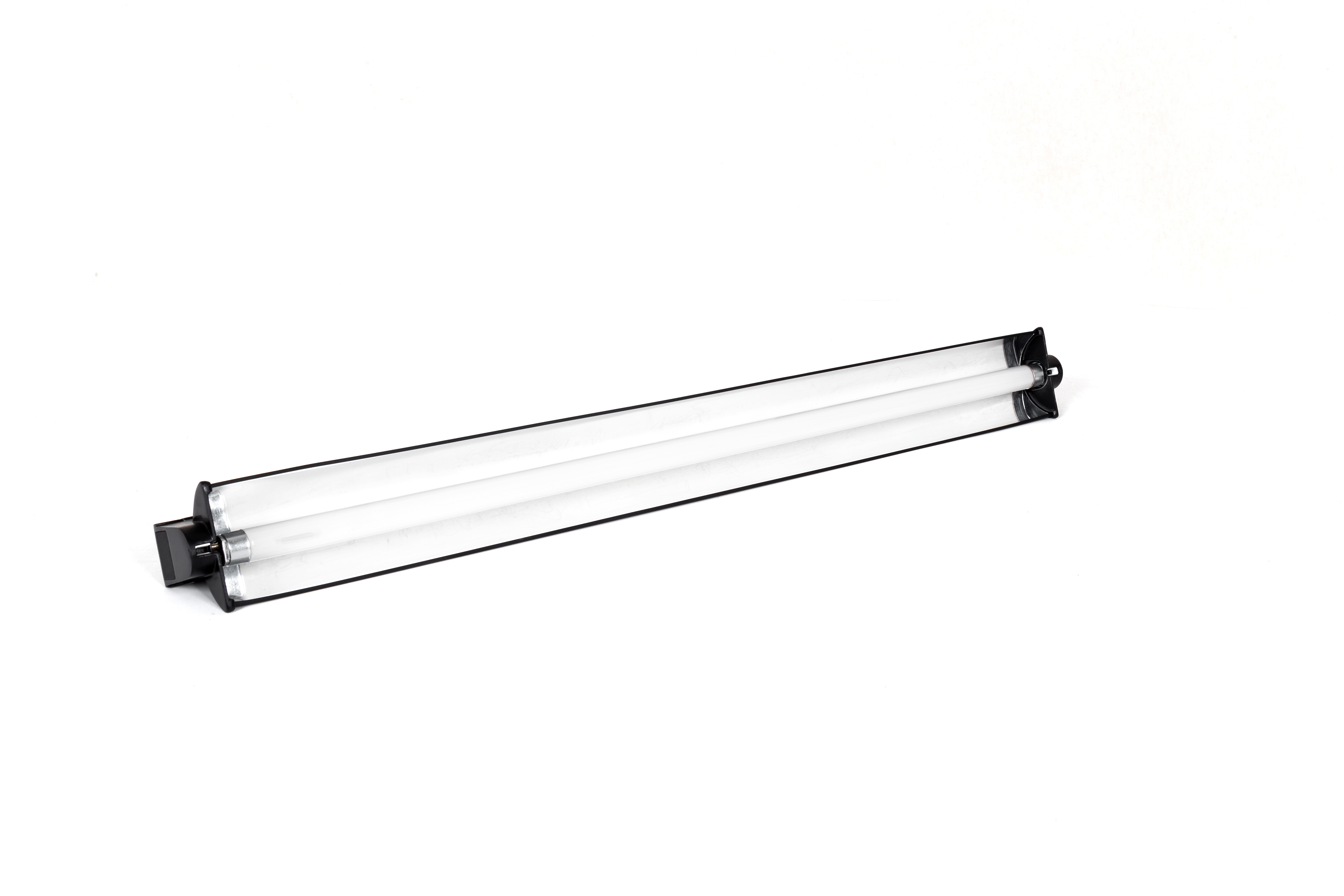 ReptiWorks Pro T5 Lighting Kit-39WIncluding 10.0 T5 Uvb Tube875*58*42Mm (Desert Version)