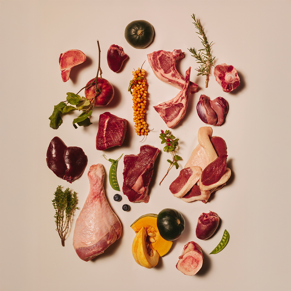 Carnilove Ostrich with Blackberries Crunchy Snack for Dogs 200g