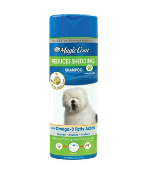 Four Paws Magic Coat Reduces Shedding Shampoo for Dogs 16 oz